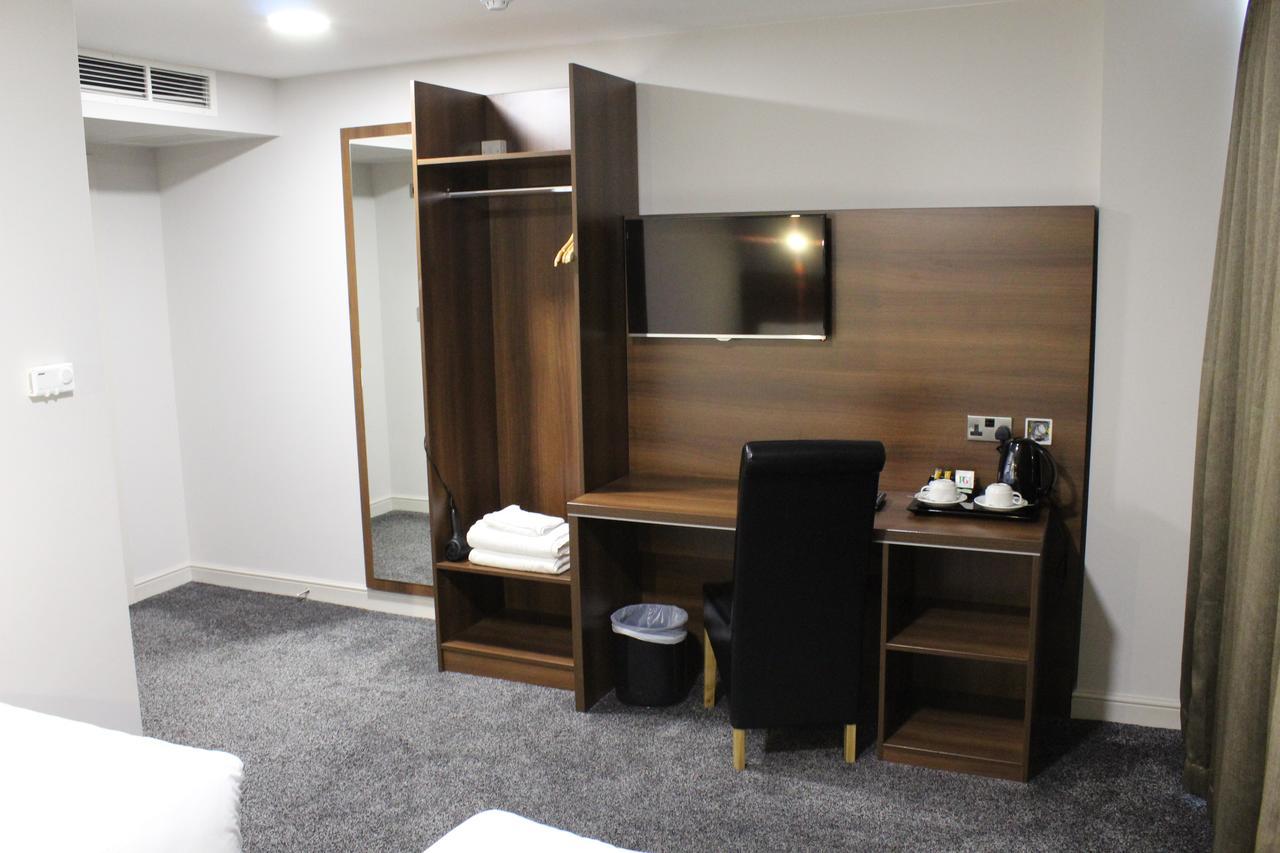 Ox Hotel Manchester Swinton  Extérieur photo