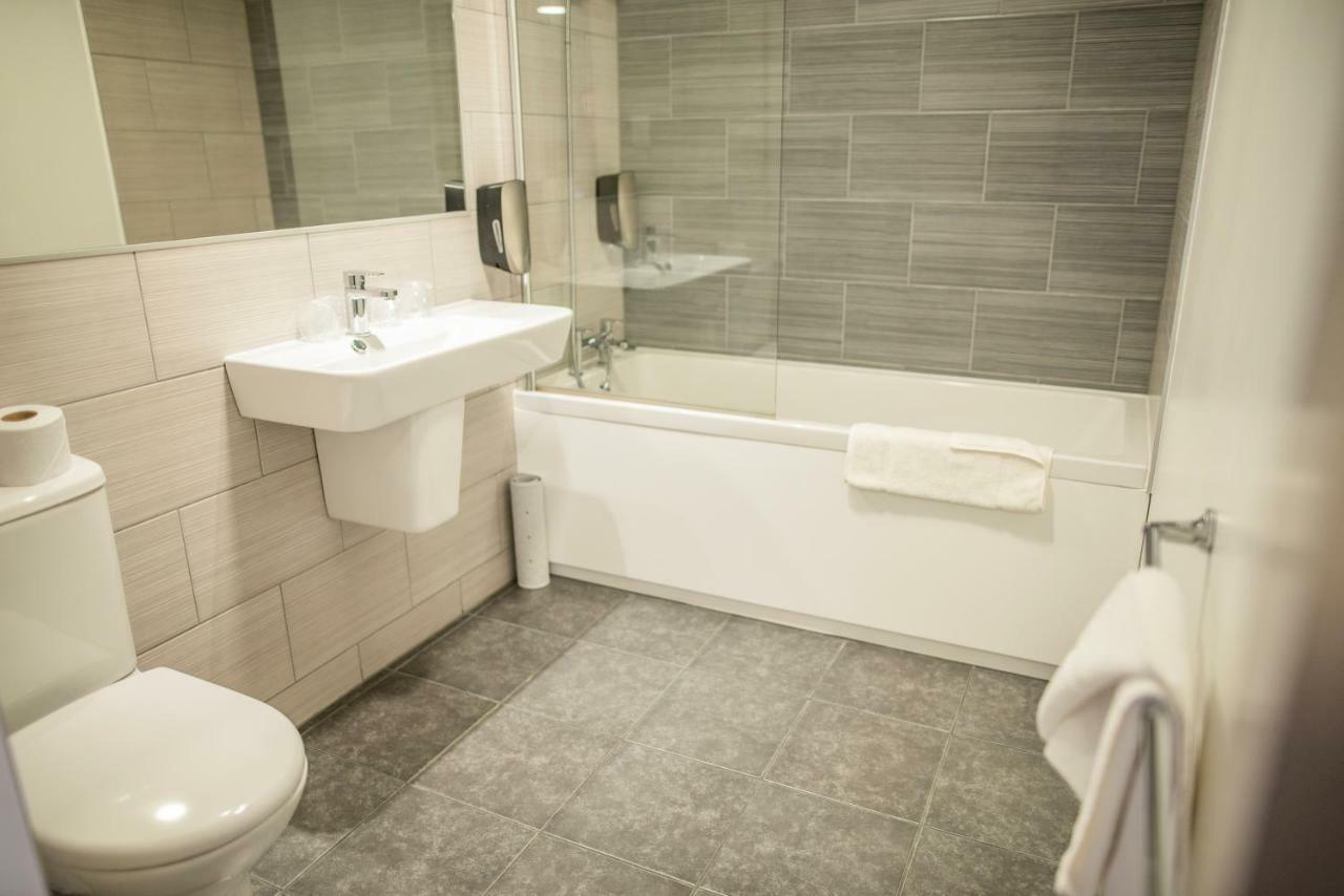 Ox Hotel Manchester Swinton  Extérieur photo